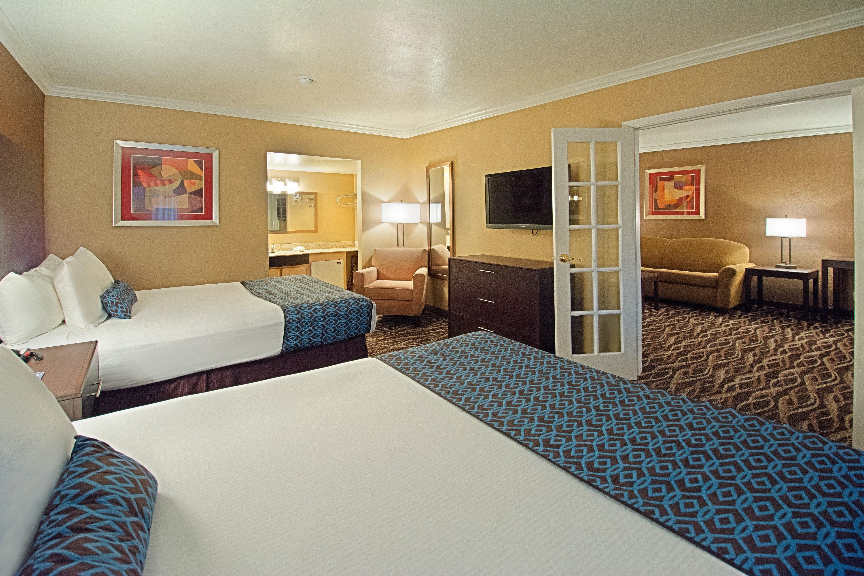 Hotel Tempe/Phoenix Airport Innsuites Hotel & Suites エクステリア 写真