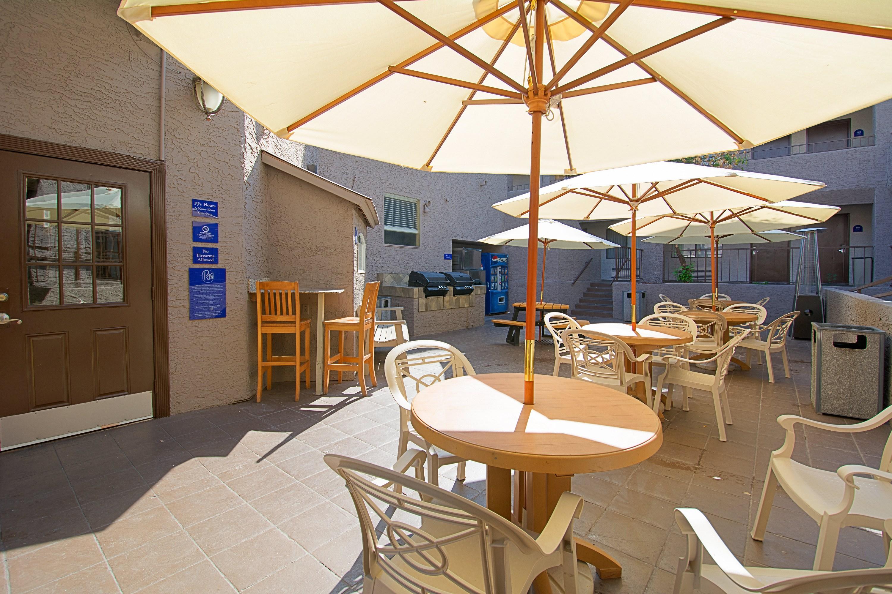 Hotel Tempe/Phoenix Airport Innsuites Hotel & Suites エクステリア 写真