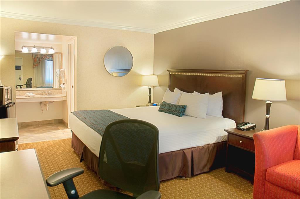Hotel Tempe/Phoenix Airport Innsuites Hotel & Suites エクステリア 写真