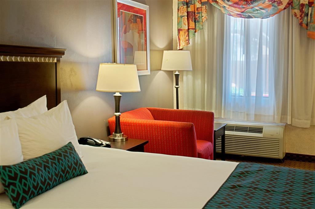 Hotel Tempe/Phoenix Airport Innsuites Hotel & Suites エクステリア 写真