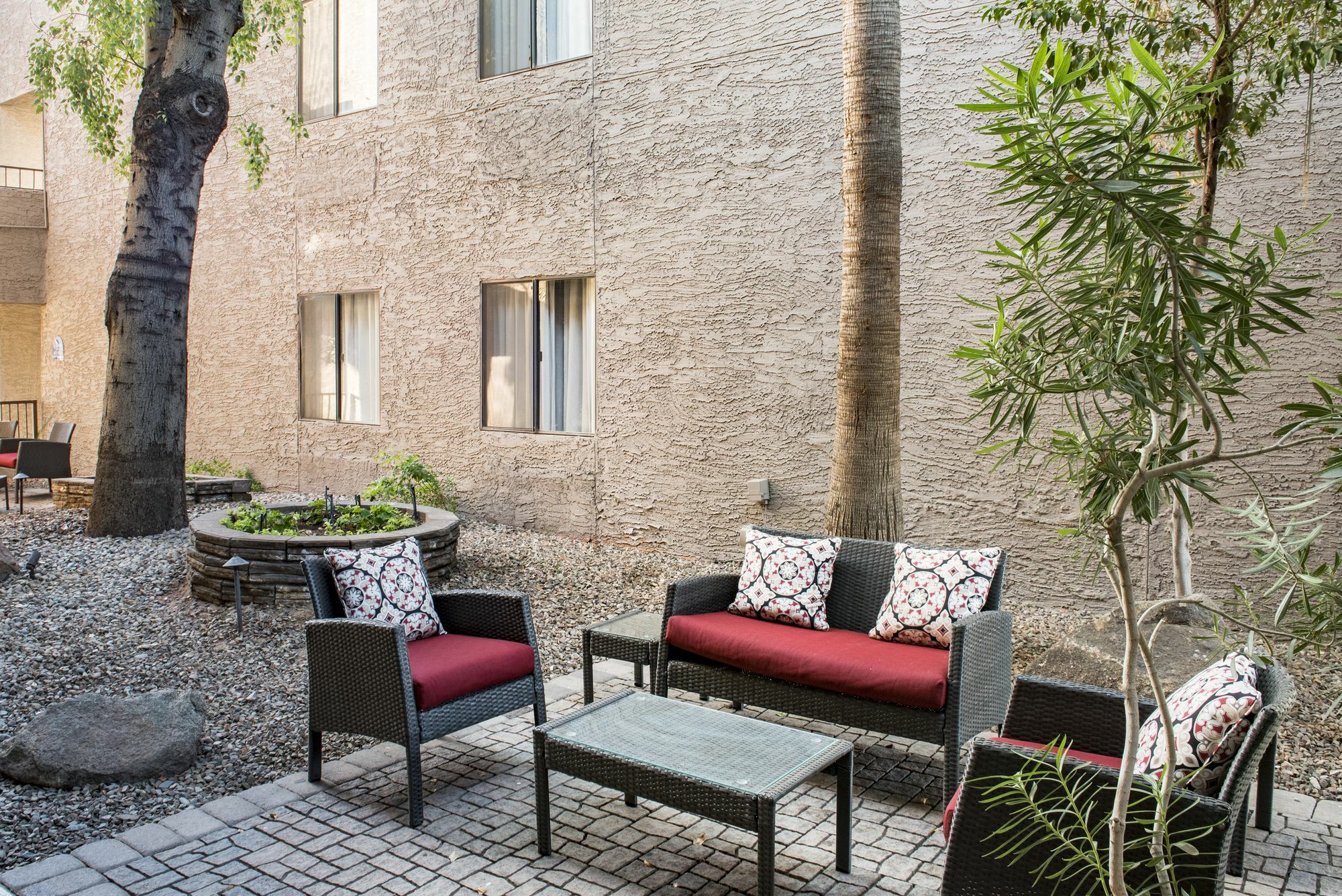 Hotel Tempe/Phoenix Airport Innsuites Hotel & Suites エクステリア 写真