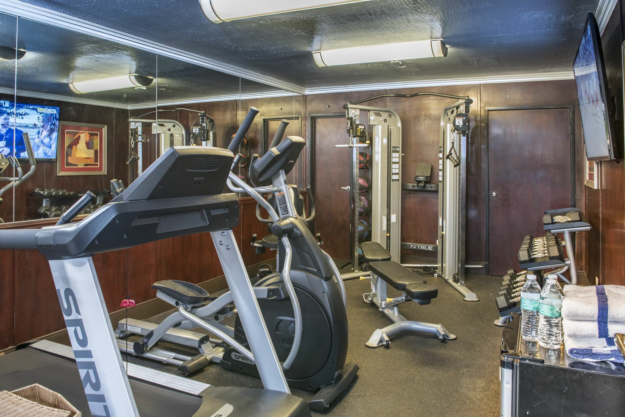 Hotel Tempe/Phoenix Airport Innsuites Hotel & Suites エクステリア 写真